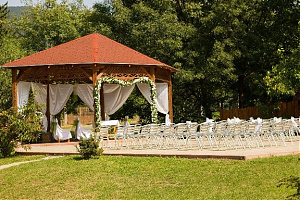 pergola dekoráció - 